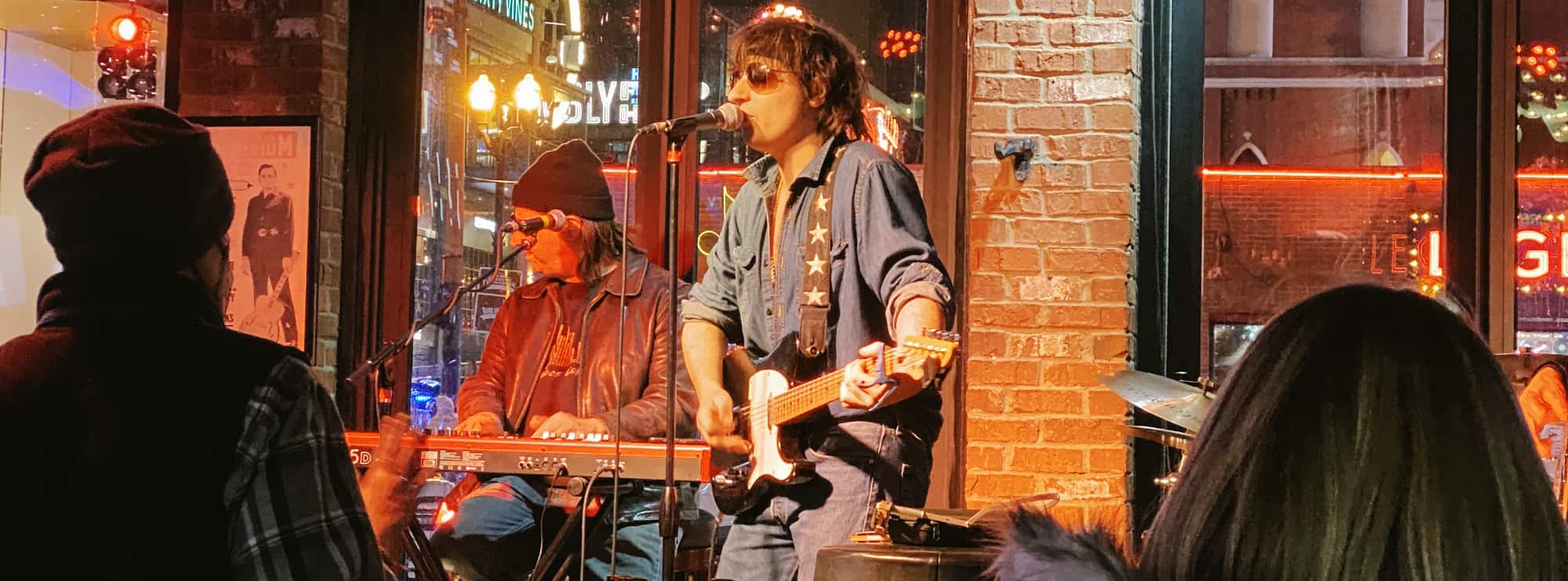 bar singer on guitar in Myrtle Beach